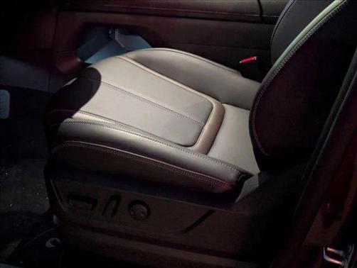 2025 Nissan Armada SL