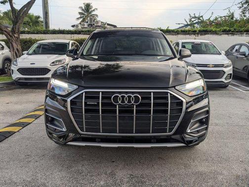 2023 Audi Q5 40 Premium Plus