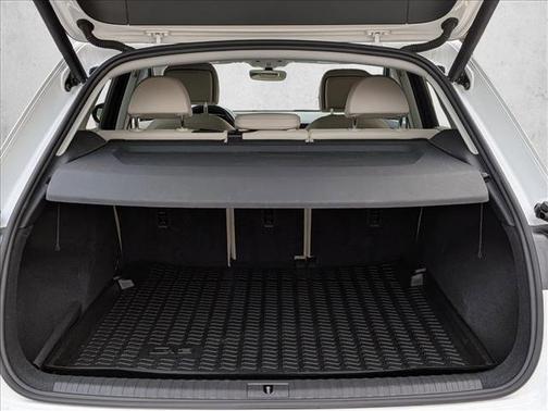 2020 Audi Q3 45 Premium