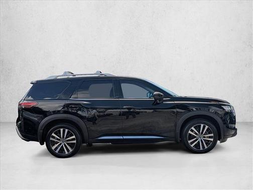 Super Black 2023 Nissan Pathfinder Platinum 4WD