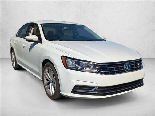 2019 Volkswagen Passat 2.0T Wolfsburg Edition