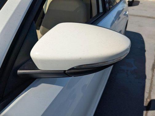 2019 Volkswagen Passat 2.0T Wolfsburg Edition