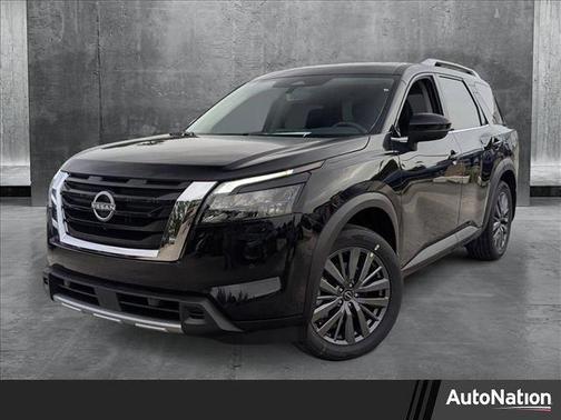 2025 Nissan Pathfinder SL FWD