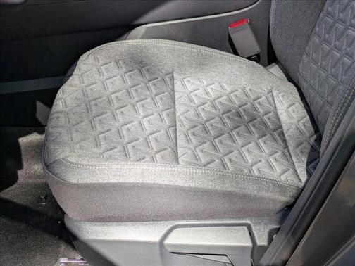 Gun Metallic 2026 Nissan Kicks SV