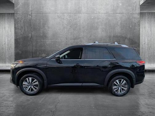 2025 Nissan Pathfinder SL FWD