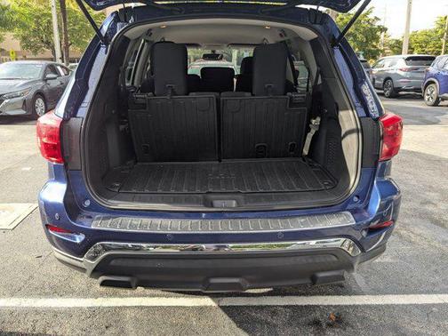 2018 Nissan Pathfinder SV