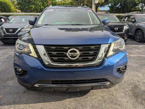 2018 Nissan Pathfinder SV