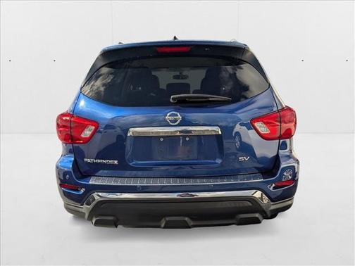 2018 Nissan Pathfinder SV