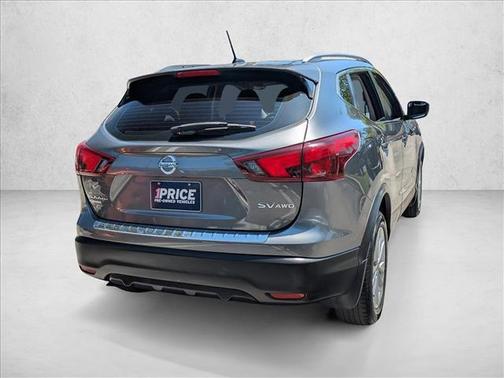 Gun Metallic 2018 Nissan Rogue Sport SV