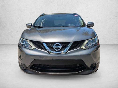 Gun Metallic 2018 Nissan Rogue Sport SV