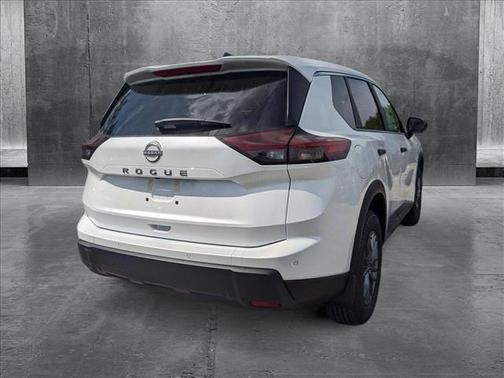 2025 Nissan Rogue S