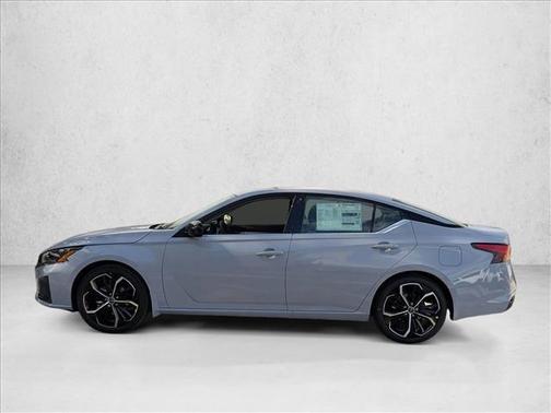 2025 Nissan Altima SR FWD