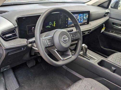 Super Black 2026 Nissan Kicks SV