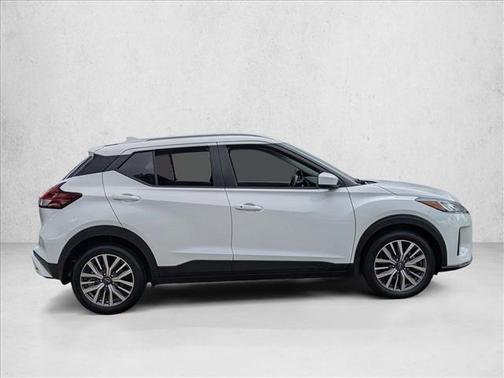 Fresh Powder 2023 Nissan Kicks SV