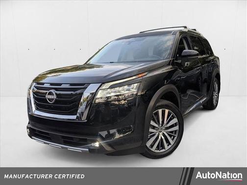 2022 Nissan Pathfinder Platinum 2WD