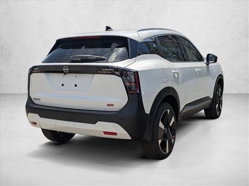 Aspen White Tricoat 2026 Nissan Kicks SR