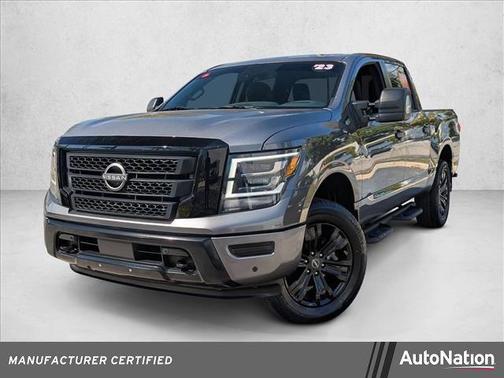 2023 Nissan Titan SV