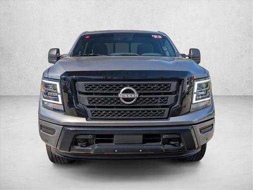 2023 Nissan Titan SV