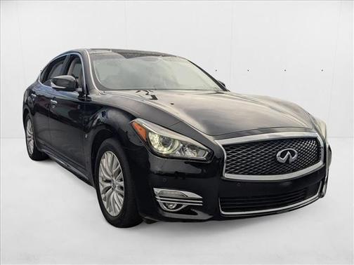 2015 INFINITI Q70L 3.7
