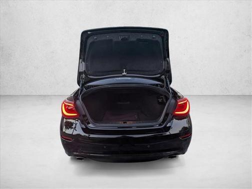 2015 INFINITI Q70L 3.7