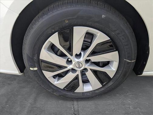 2025 Nissan Altima S FWD