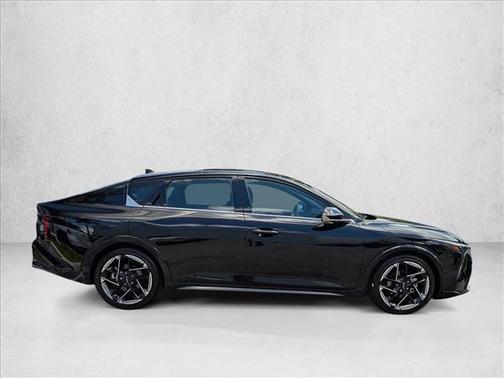 Aurora Black Pearl 2025 Kia K4 GT-Line