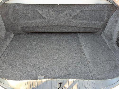 2005 Jaguar XKR Base