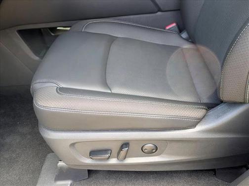 Super Black 2026 Nissan Pathfinder SL