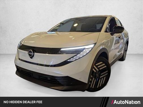 Everest White Pearl Tricoat 2026 Nissan Leaf SV+
