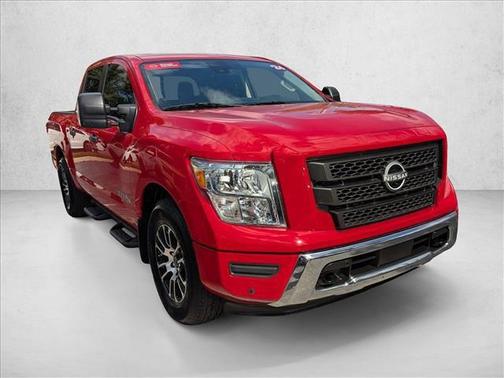 2024 Nissan Titan SV