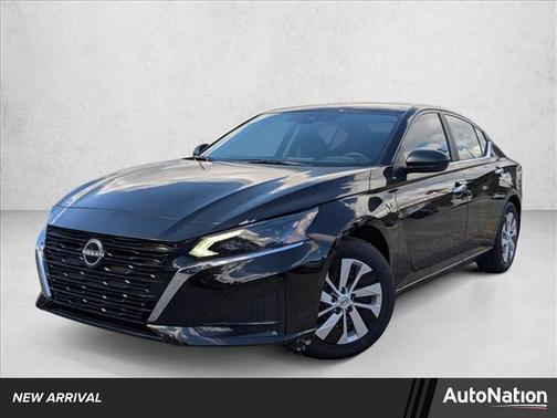 2025 Nissan Altima S FWD