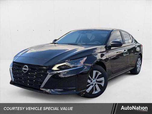 2025 Nissan Altima S FWD