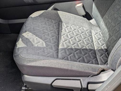 Canyon Bronze Metallic 2026 Nissan Kicks SV