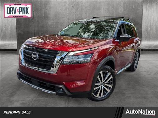 2022 Nissan Pathfinder Platinum 2WD