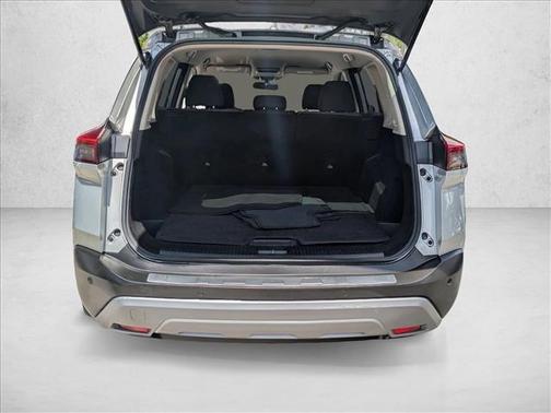 Brilliant Silver Metallic 2021 Nissan Rogue SV