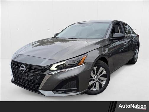 2025 Nissan Altima S FWD