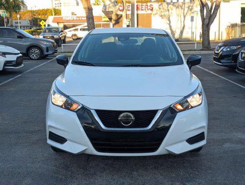 Fresh Powder 2021 Nissan Versa 1.6 S