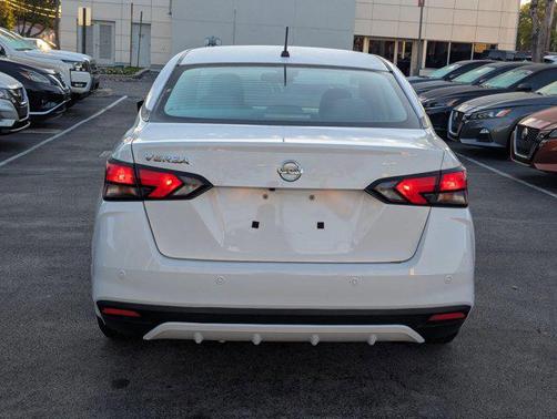 Fresh Powder 2021 Nissan Versa 1.6 S