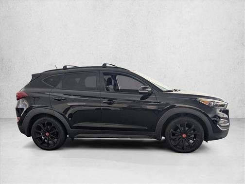 2017 Hyundai TUCSON Night