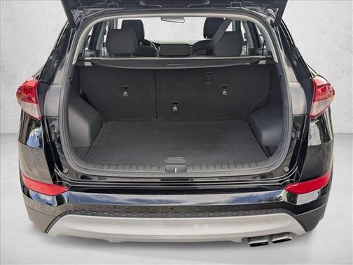 2017 Hyundai TUCSON Night