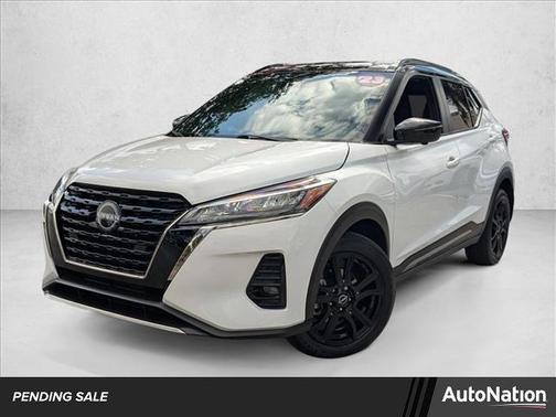 2023 Nissan Kicks SR