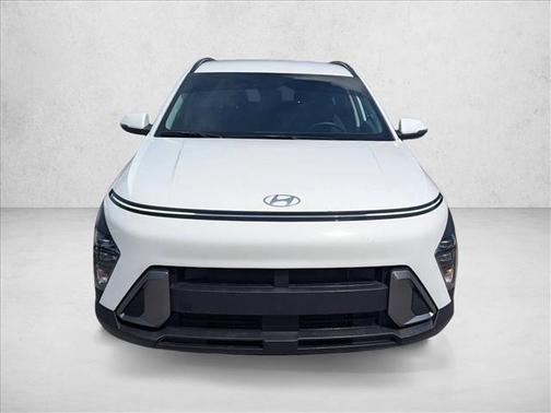 Atlas White 2024 Hyundai KONA SEL