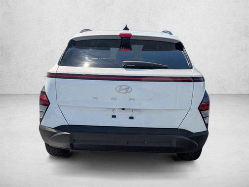 Atlas White 2024 Hyundai KONA SEL