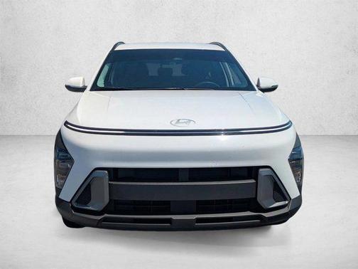 Atlas White 2024 Hyundai KONA SEL