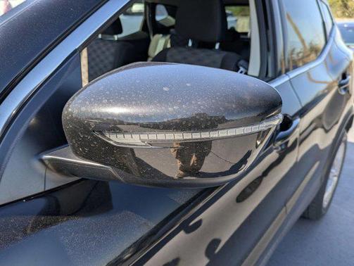 2020 Nissan Rogue Sport SV