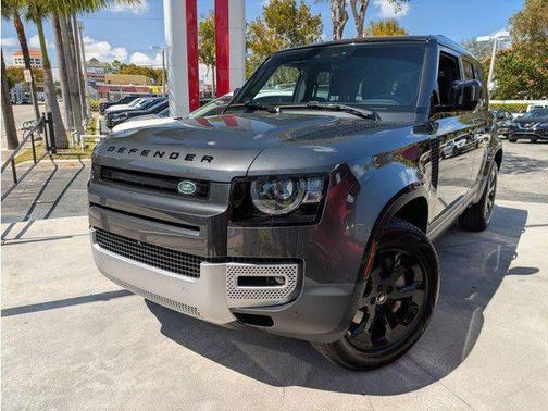 2025 Land Rover Defender 110 P400 S