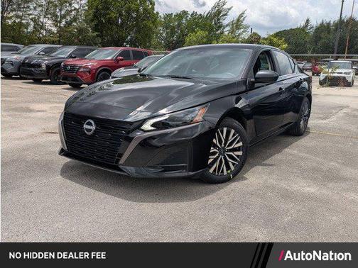 Super Black 2026 Nissan Altima SV FWD