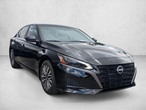 Super Black 2026 Nissan Altima SV FWD