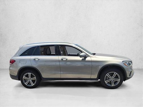 Gold 2022 Mercedes-Benz GLC 300 Base
