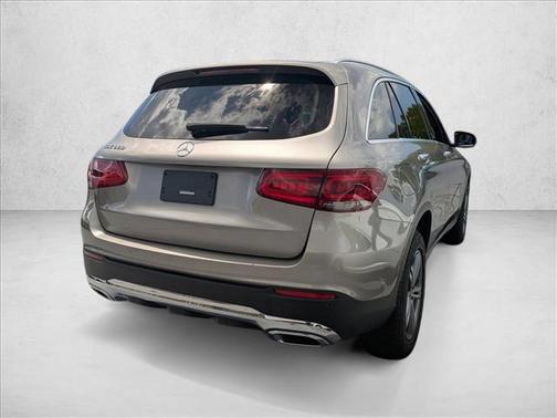 Gold 2022 Mercedes-Benz GLC 300 Base